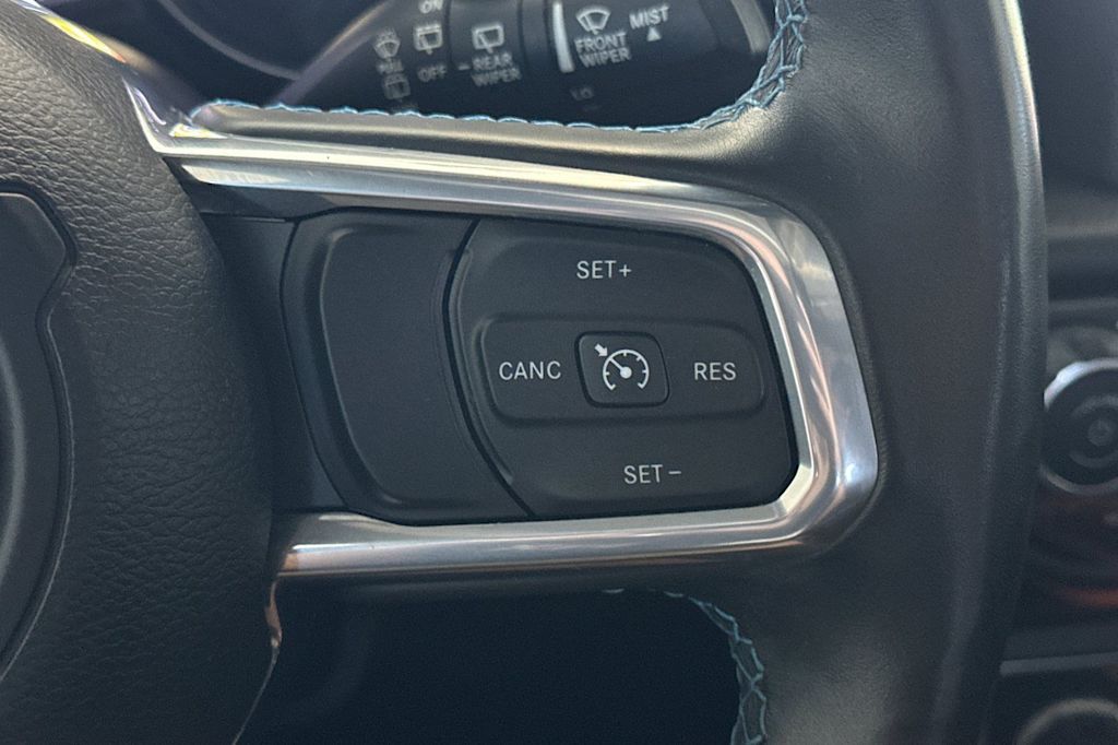 Thumbnail: 2021 Jeep Wrangler - 29