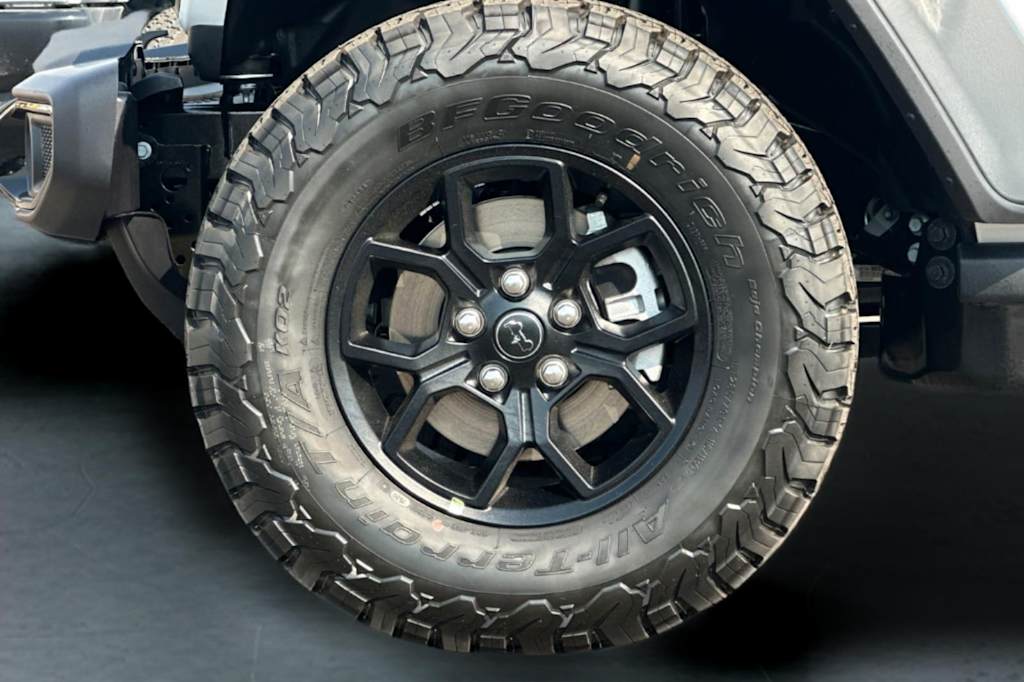 Thumbnail: 2026 Jeep Wrangler - 5