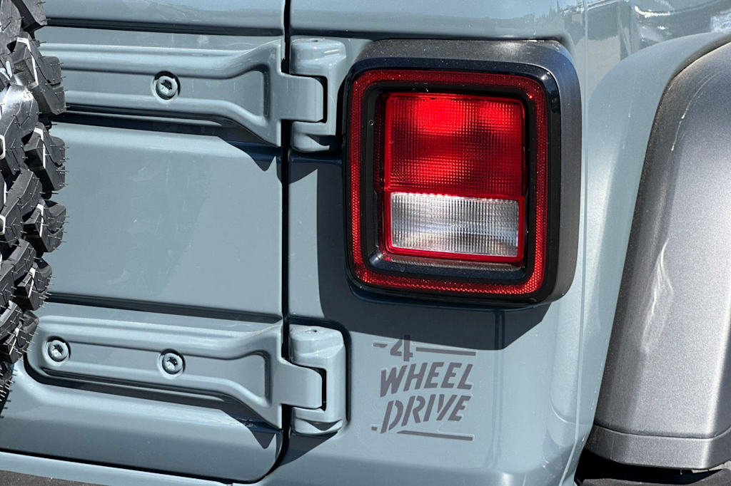 Thumbnail: 2026 Jeep Wrangler - 31