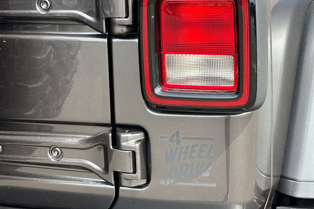 Thumbnail: 2026 Jeep Wrangler - 32