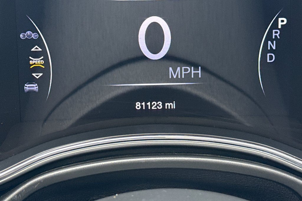 Thumbnail: 2022 Jeep Grand Cherokee - 32