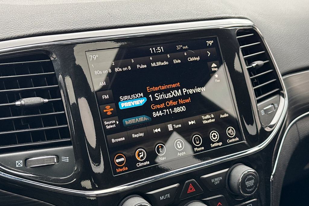 Thumbnail: 2022 Jeep Grand Cherokee - 12