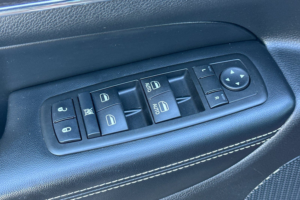Thumbnail: 2014 Jeep Grand Cherokee - 22