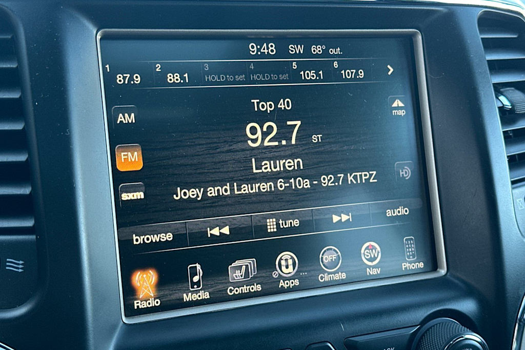 Thumbnail: 2014 Jeep Grand Cherokee - 12