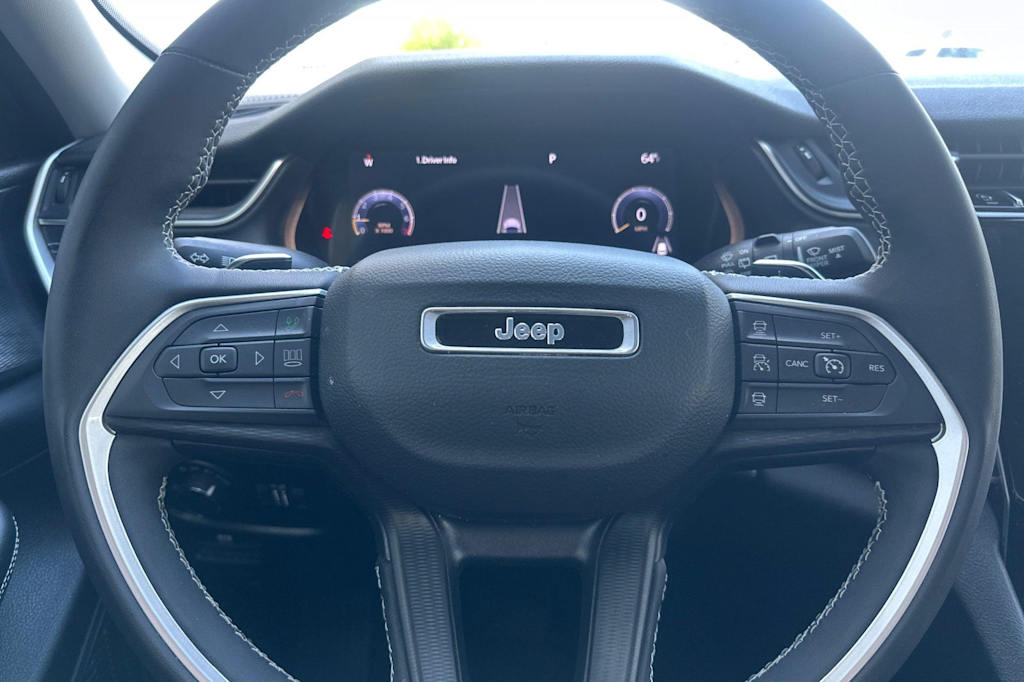 Thumbnail: 2023 Jeep Grand Cherokee - 28