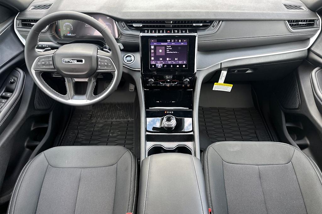Thumbnail: 2026 Jeep Grand Cherokee - 2