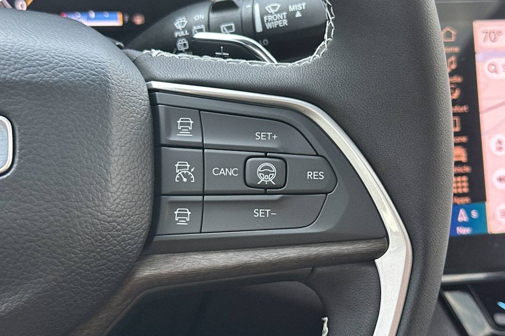 Thumbnail: 2026 Jeep Grand Cherokee - 31