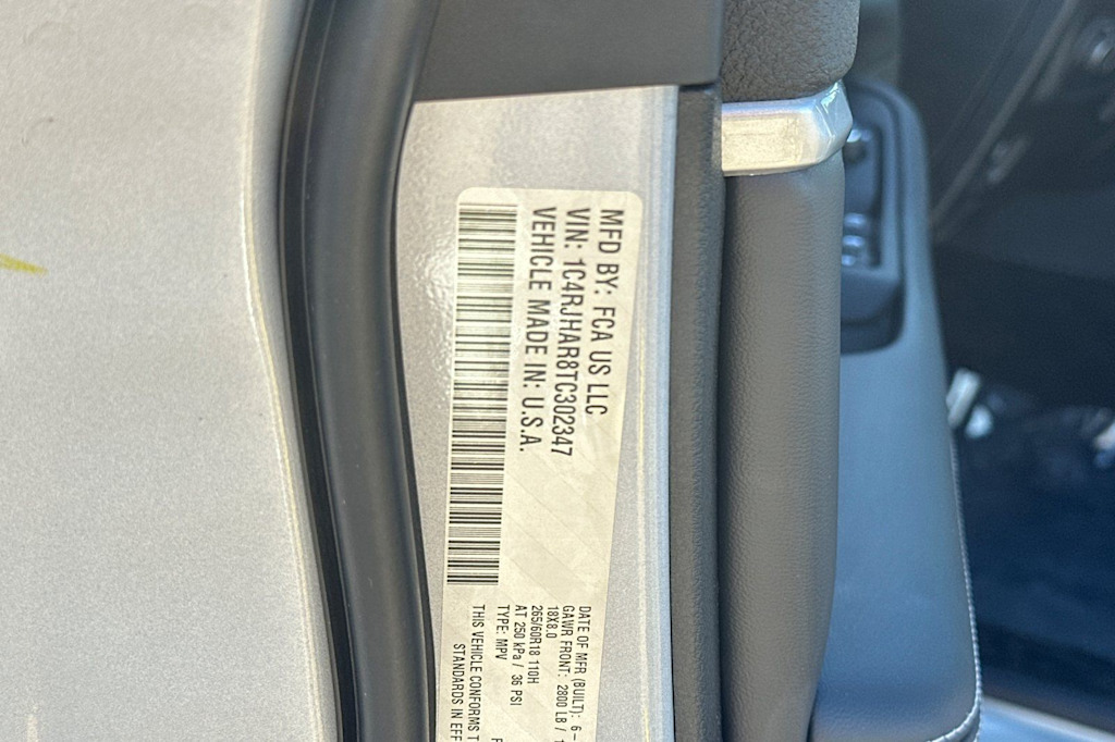 Thumbnail: 2026 Jeep Grand Cherokee - 15