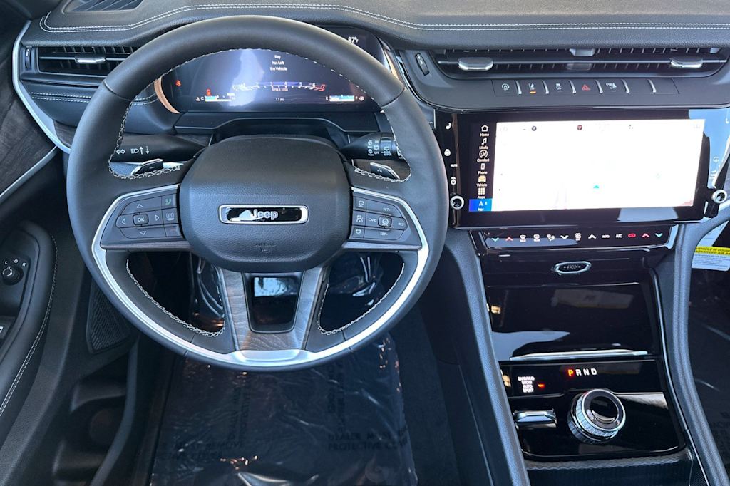 Thumbnail: 2026 Jeep Grand Cherokee - 8