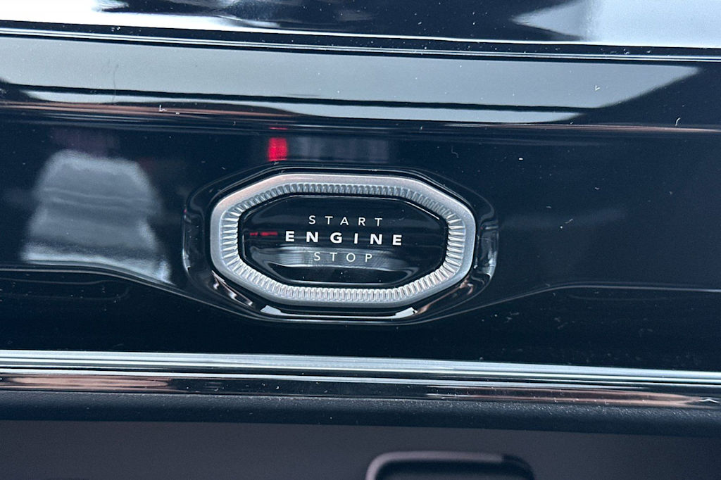 Thumbnail: 2026 Jeep Grand Cherokee - 6
