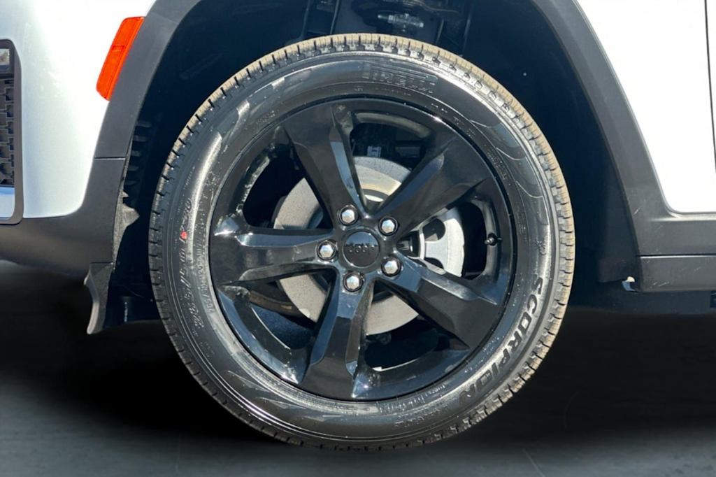 Thumbnail: 2026 Jeep Grand Cherokee - 7