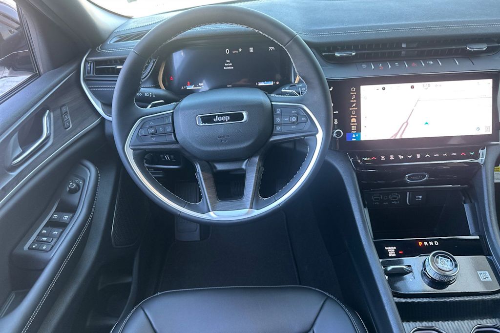 Thumbnail: 2026 Jeep Grand Cherokee - 8