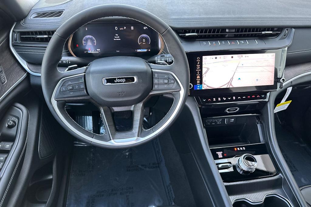 Thumbnail: 2026 Jeep Grand Cherokee - 10