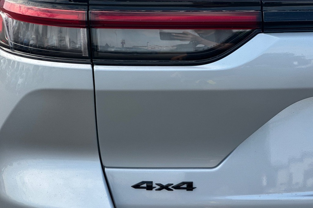 Thumbnail: 2026 Jeep Grand Cherokee - 33