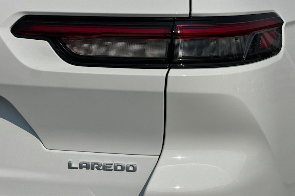 Thumbnail: 2026 Jeep Grand Cherokee L - 33