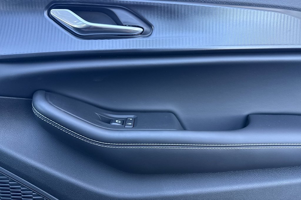 Thumbnail: 2025 Jeep Grand Cherokee L - 25