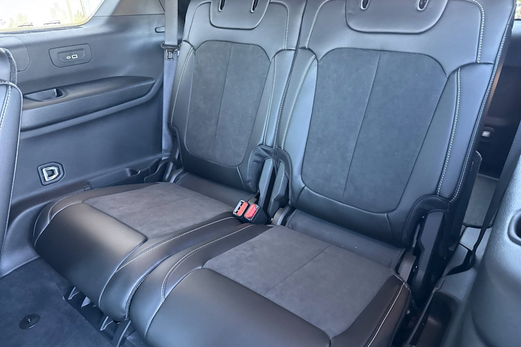 Thumbnail: 2025 Jeep Grand Cherokee L - 23