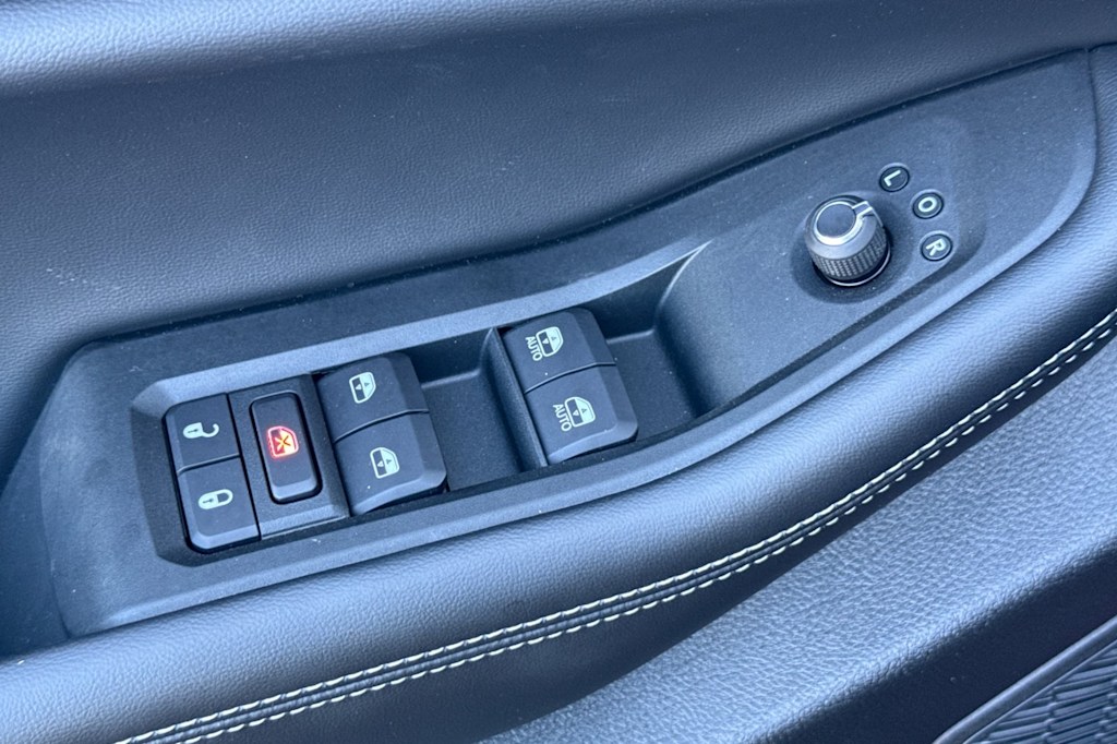 Thumbnail: 2025 Jeep Grand Cherokee L - 21