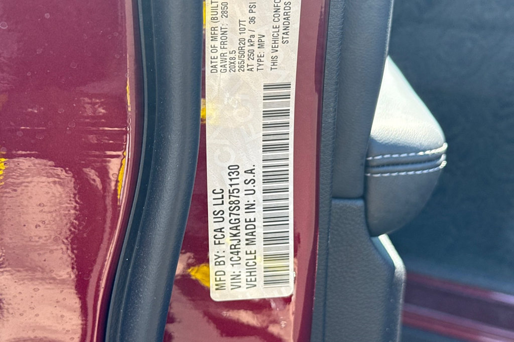 Thumbnail: 2025 Jeep Grand Cherokee L - 16