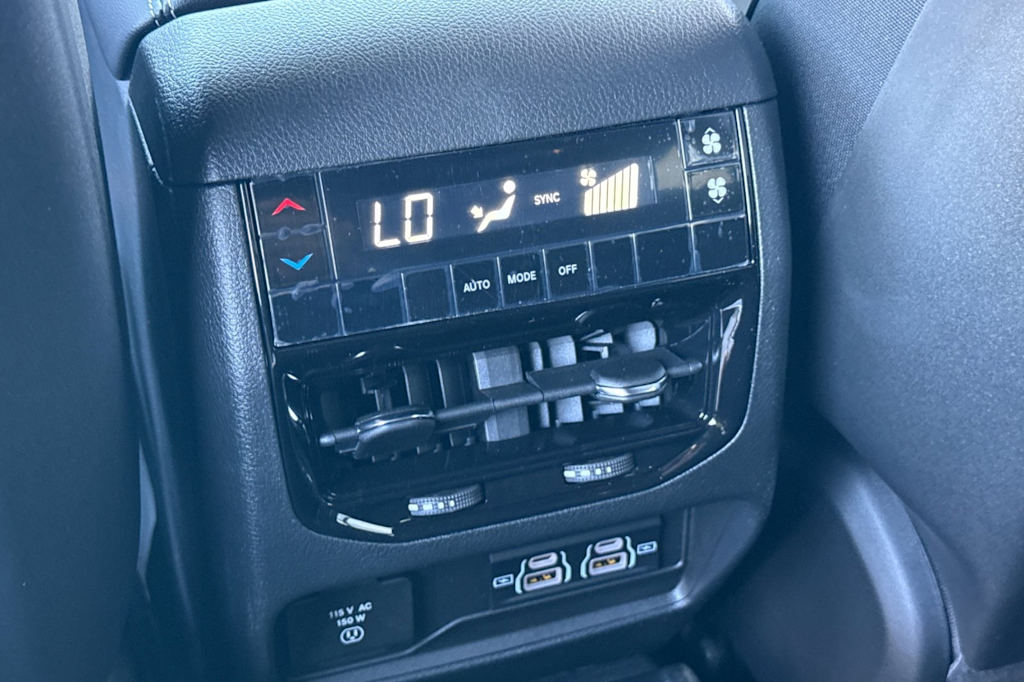 Thumbnail: 2025 Jeep Grand Cherokee L - 22