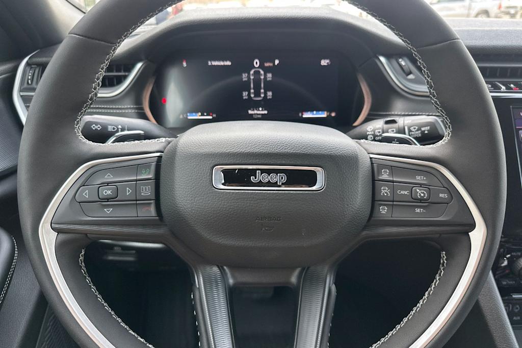 Thumbnail: 2026 Jeep Grand Cherokee L - 29