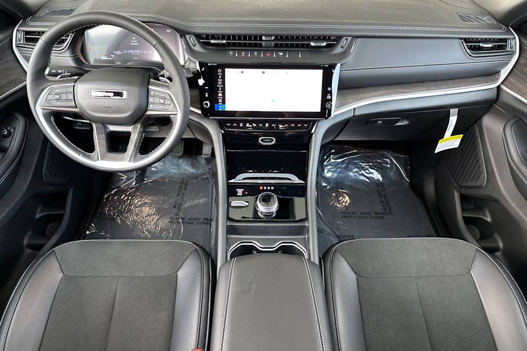 Thumbnail: 2026 Jeep Grand Cherokee L - 2