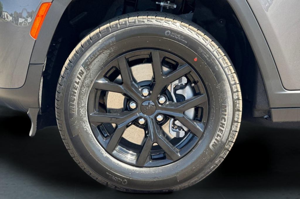 Thumbnail: 2026 Jeep Grand Cherokee L - 6