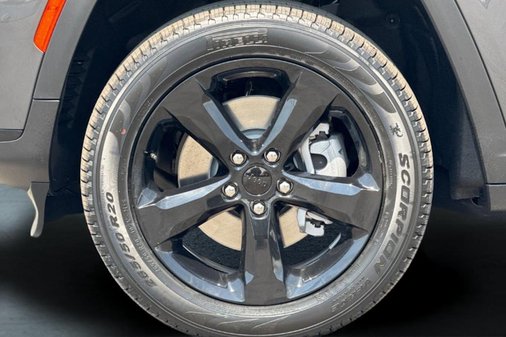 Thumbnail: 2025 Jeep Grand Cherokee L - 6