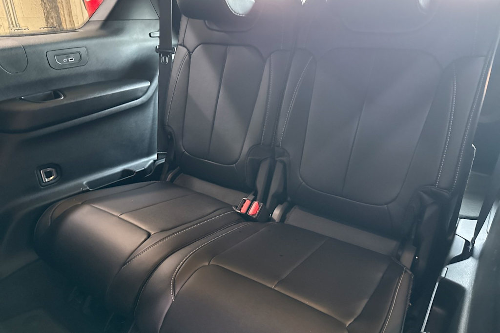 Thumbnail: 2025 Jeep Grand Cherokee L - 22