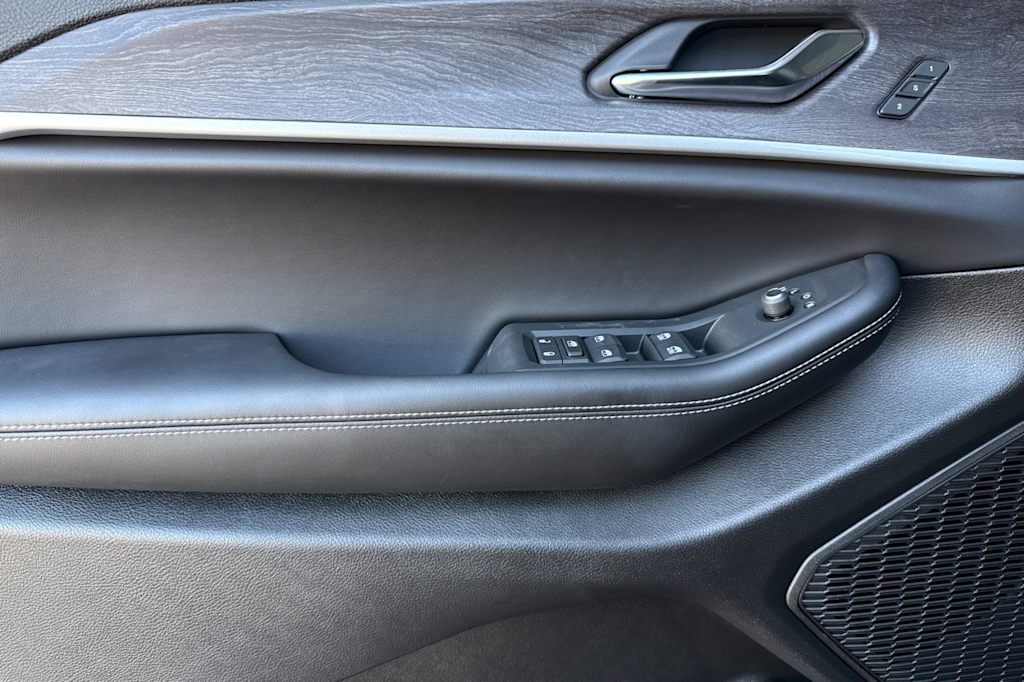 Thumbnail: 2025 Jeep Grand Cherokee L - 21