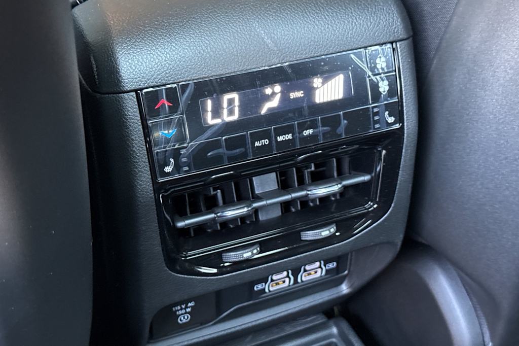 Thumbnail: 2025 Jeep Grand Cherokee L - 23