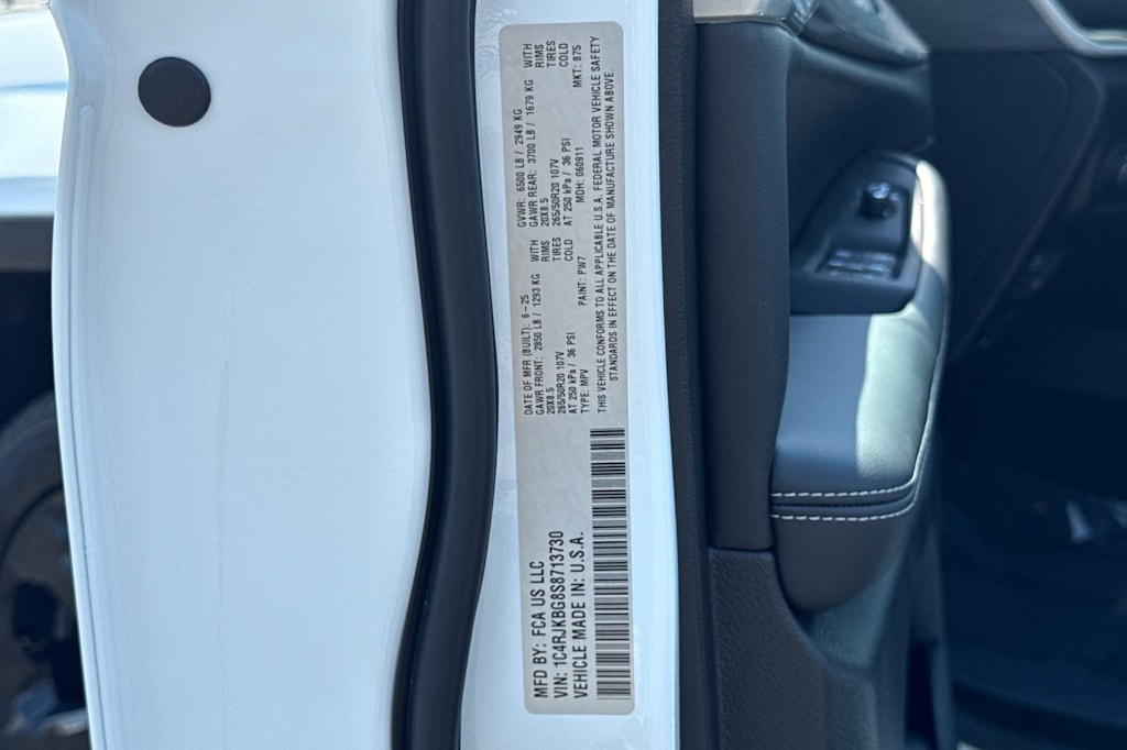 Thumbnail: 2025 Jeep Grand Cherokee L - 14