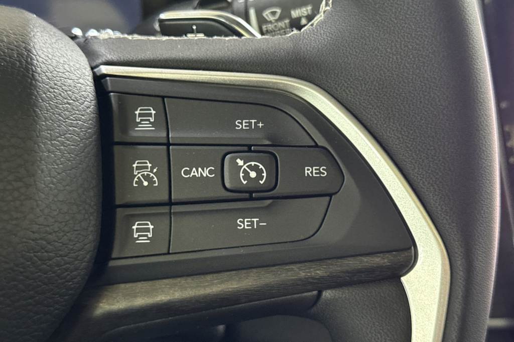 Thumbnail: 2025 Jeep Grand Cherokee L - 32