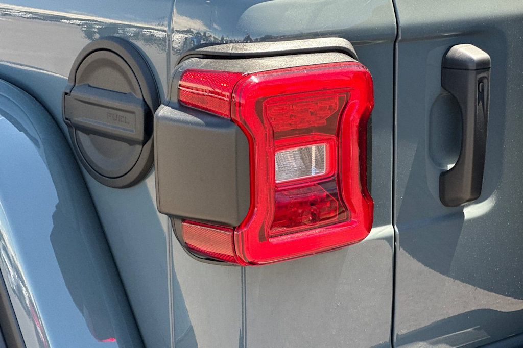 Thumbnail: 2026 Jeep Wrangler - 31