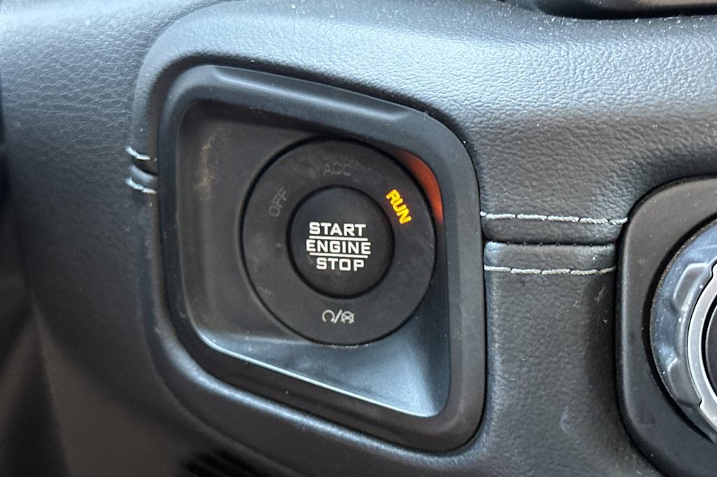 Thumbnail: 2024 Jeep Wrangler - 27
