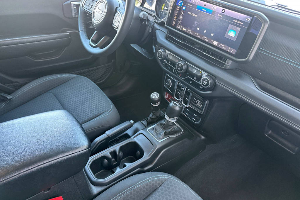 Thumbnail: 2024 Jeep Wrangler - 12