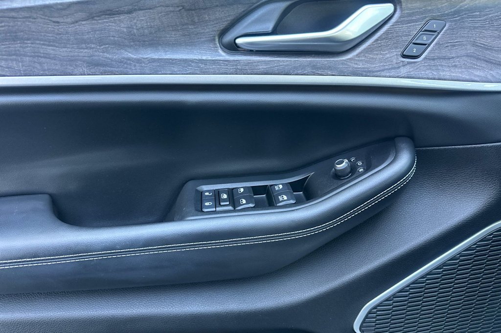 Thumbnail: 2022 Jeep Grand Cherokee - 19