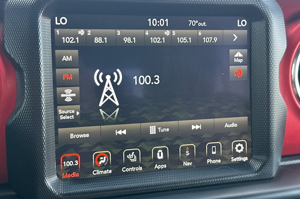 Thumbnail: 2021 Jeep Gladiator - 12