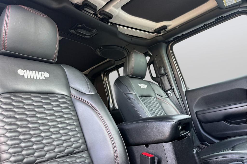 Thumbnail: 2021 Jeep Gladiator - 22