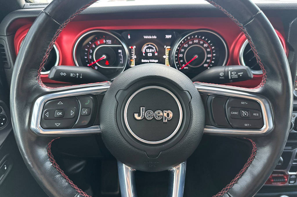 Thumbnail: 2021 Jeep Gladiator - 11
