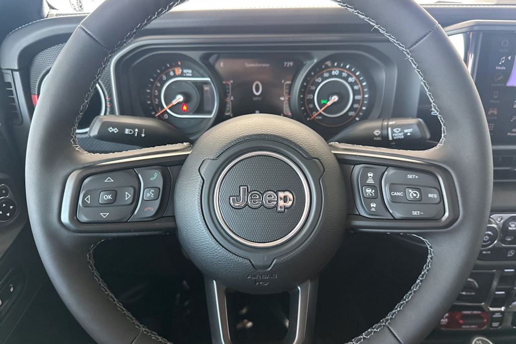Thumbnail: 2026 Jeep Gladiator - 27