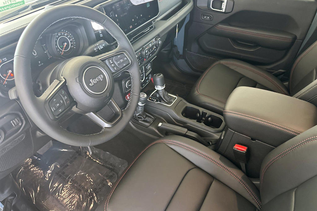 Thumbnail: 2026 Jeep Gladiator - 8
