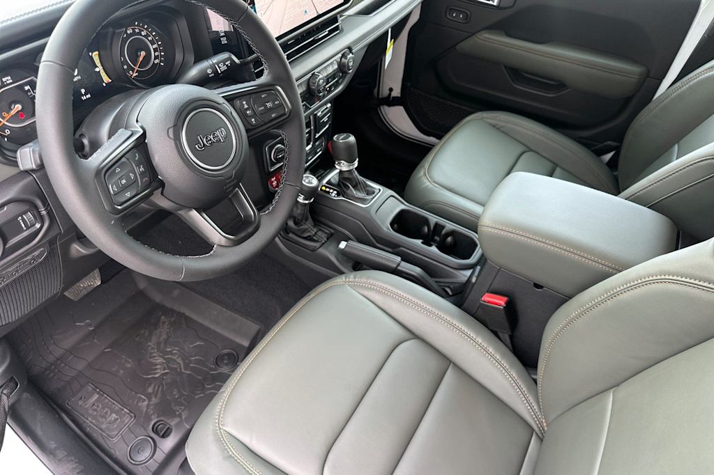 Thumbnail: 2026 Jeep Gladiator - 8