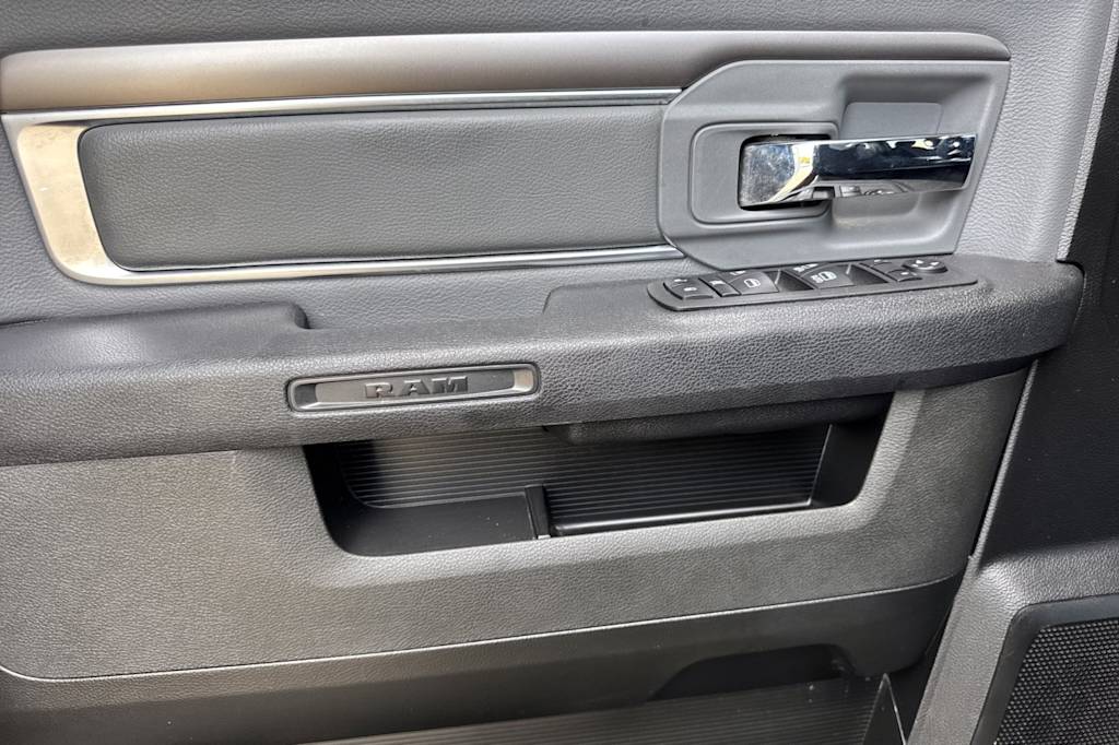 Thumbnail: 2024 RAM 1500 - 20