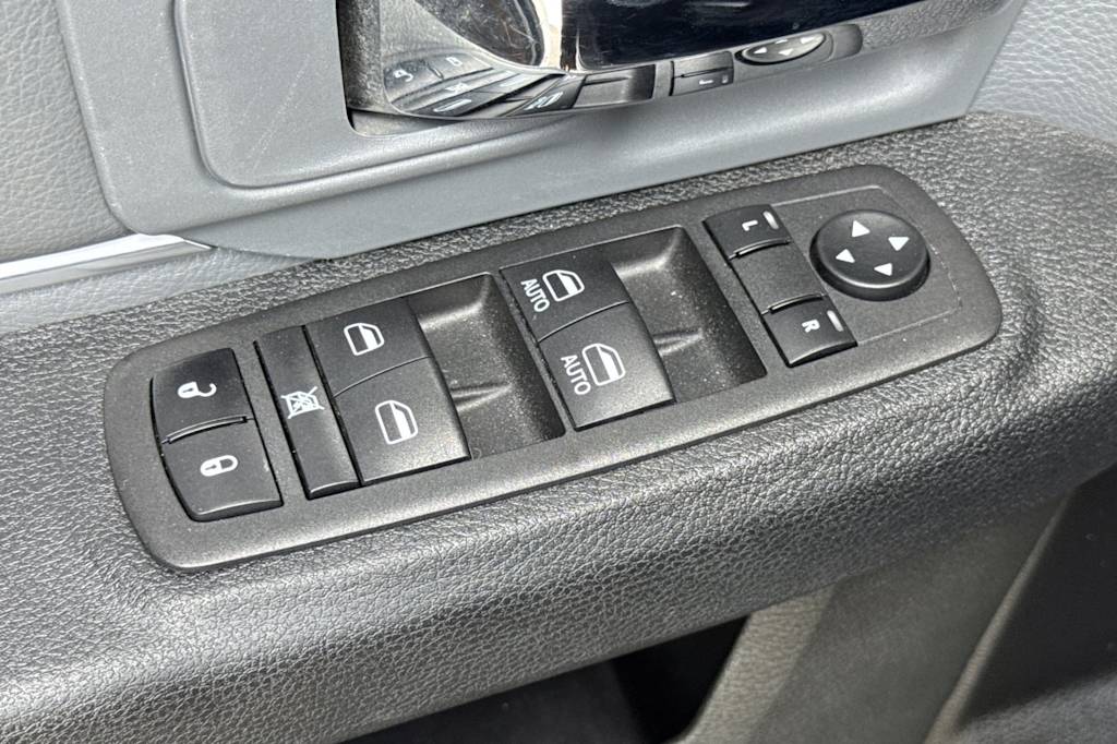 Thumbnail: 2024 RAM 1500 - 21