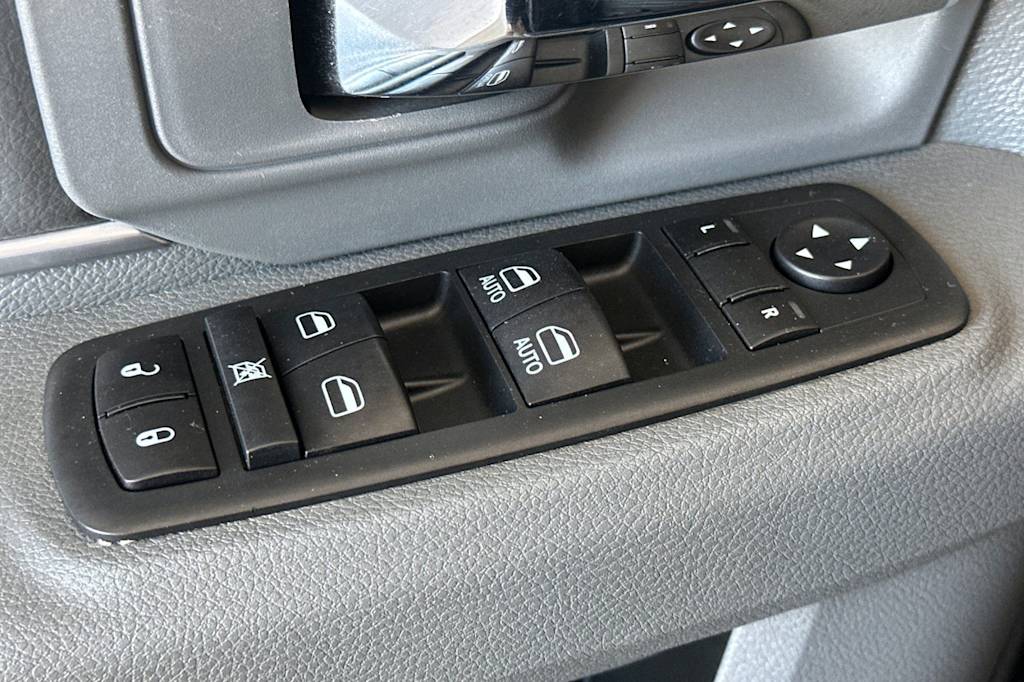 Thumbnail: 2020 RAM 1500 - 22