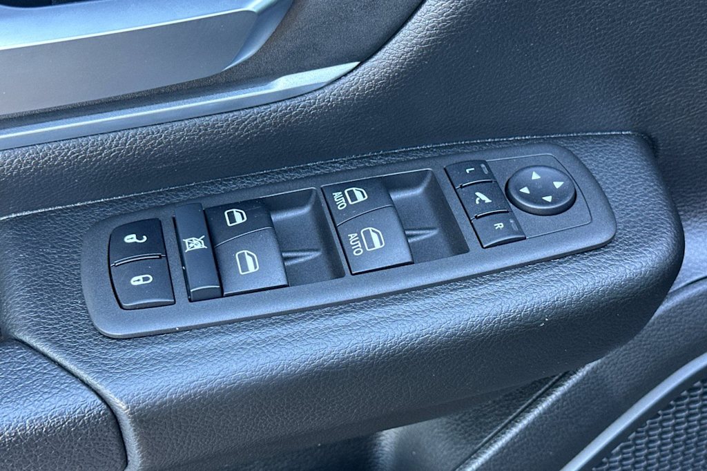 Thumbnail: 2022 RAM 1500 - 20