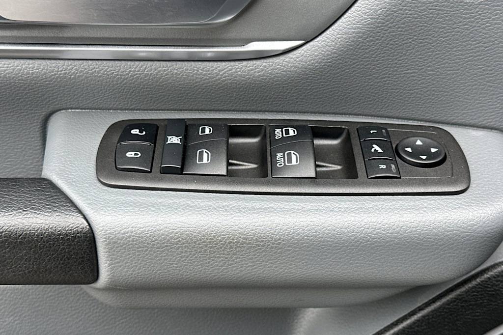 Thumbnail: 2023 RAM 1500 - 21