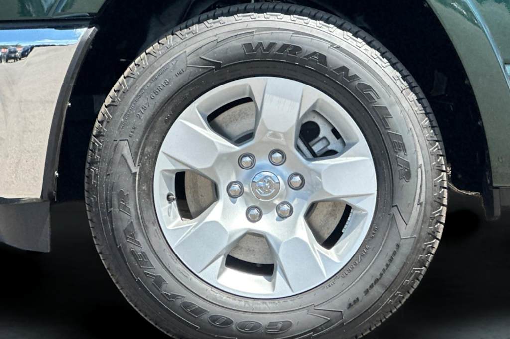 Thumbnail: 2026 RAM 1500 - 7