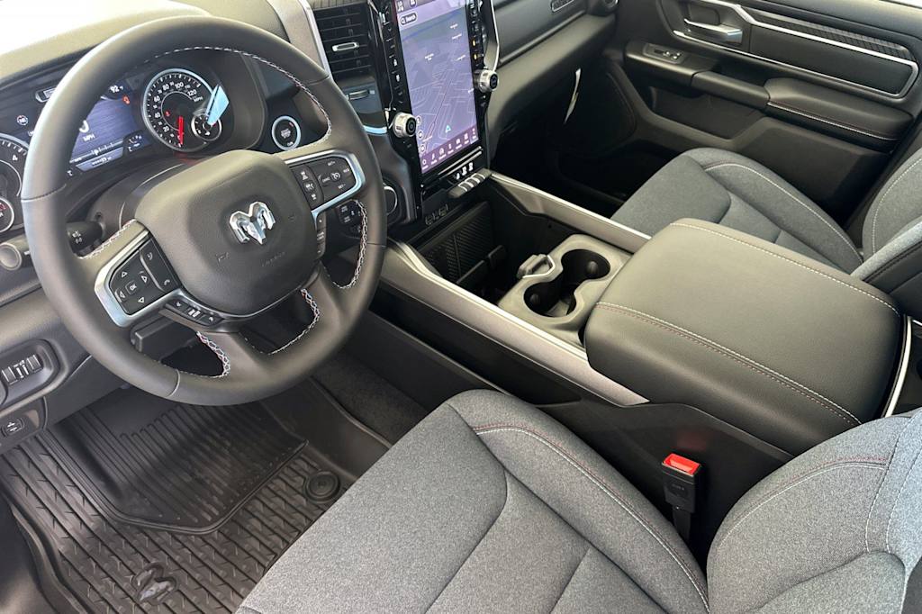Thumbnail: 2026 RAM 1500 - 7